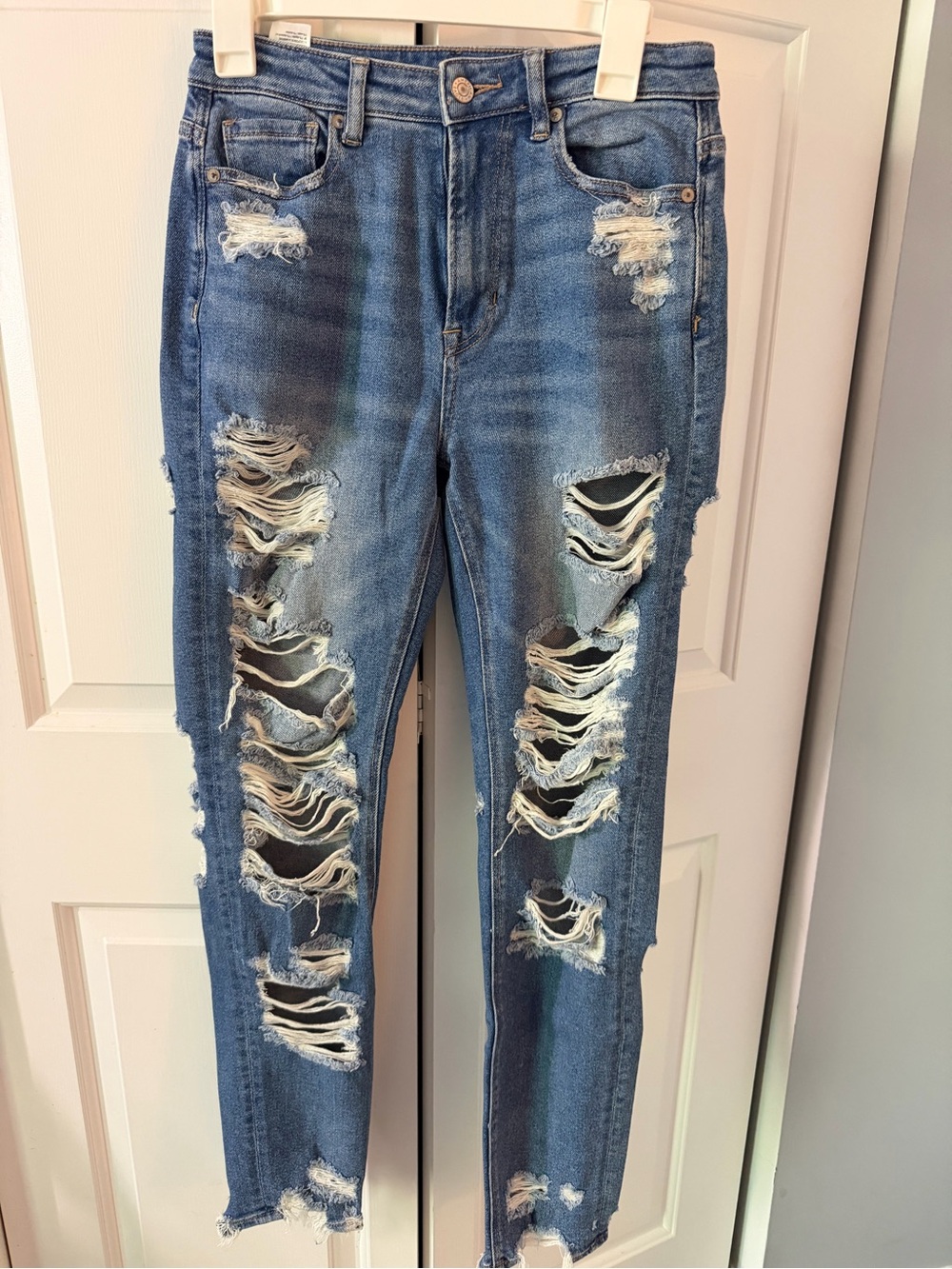 American Eagle Outfitters Distressed Medium Blue Ripped Skinny Jeans
